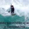 ¿Cuál es el impacto en el surf cuando un tifón se acerca a Tanegashima?