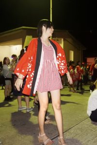種子島の星原夏祭りの美少女達の踊り9