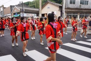 鉄砲祭りのJKパレード2